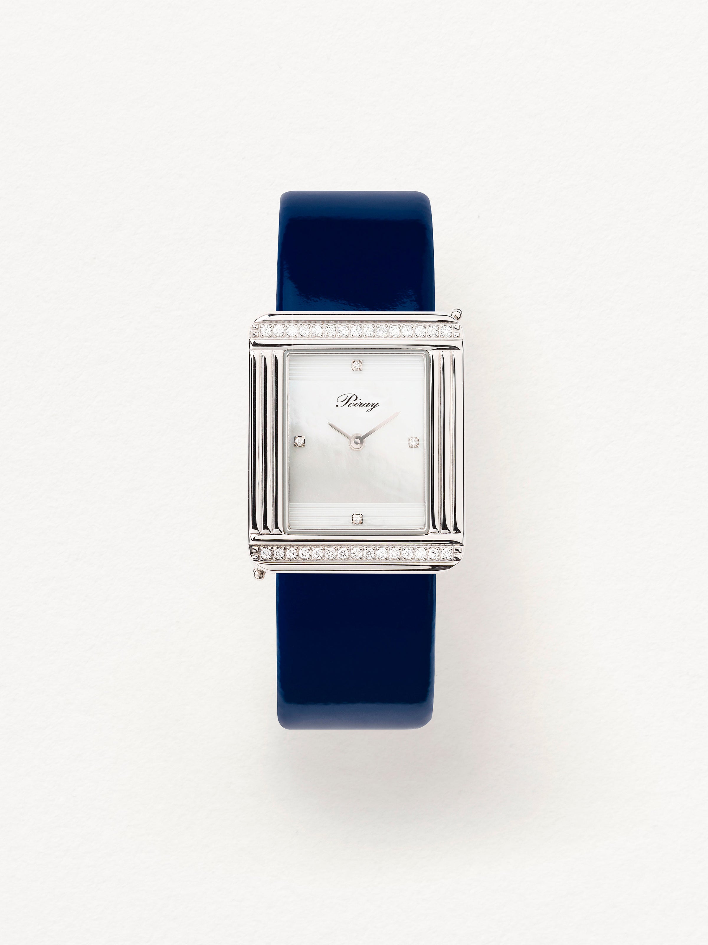 Veau verni bleu marine