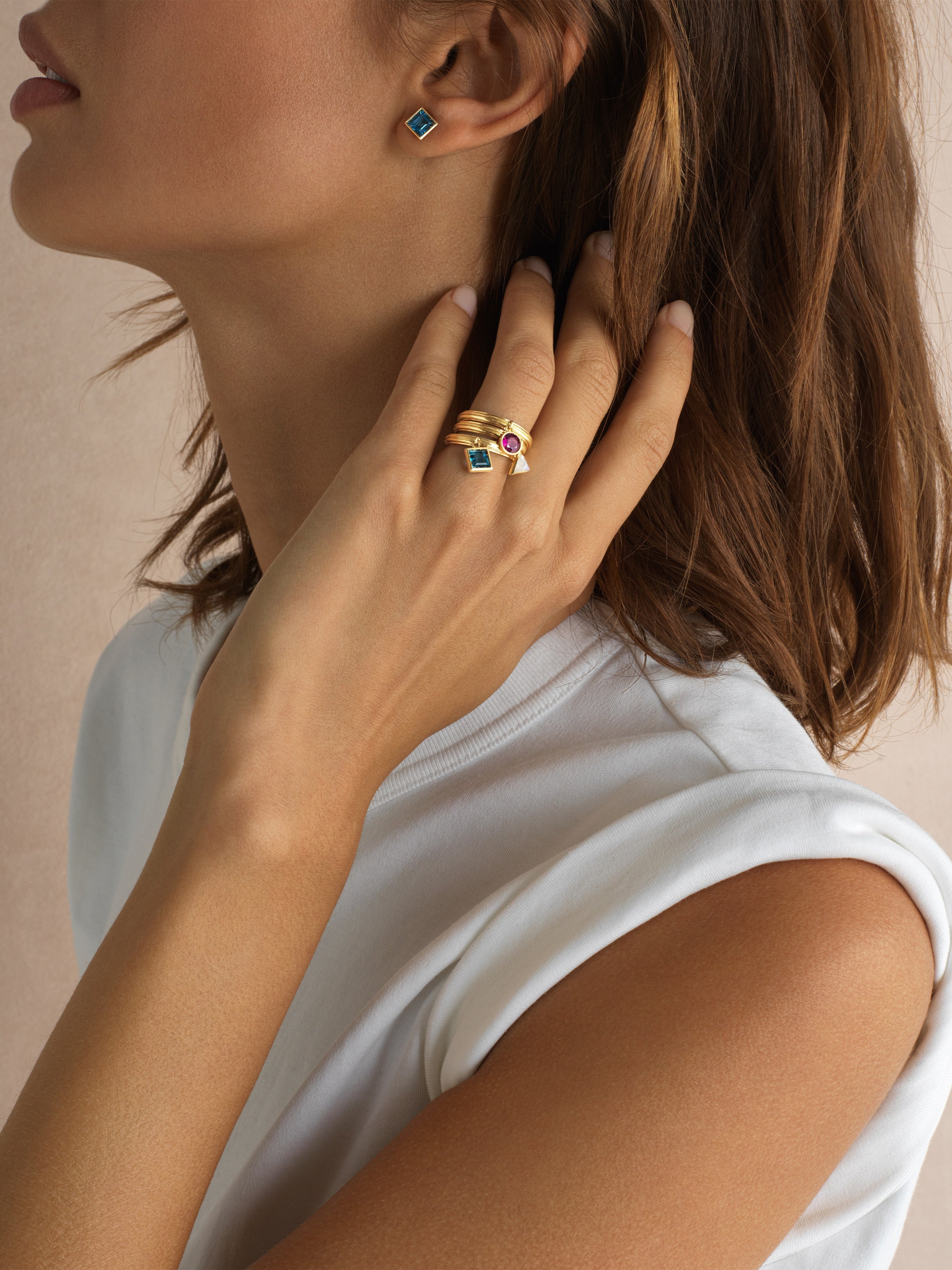 Lolita Moonstone Ring Jewelry Poiray Poiray Paris Eshop