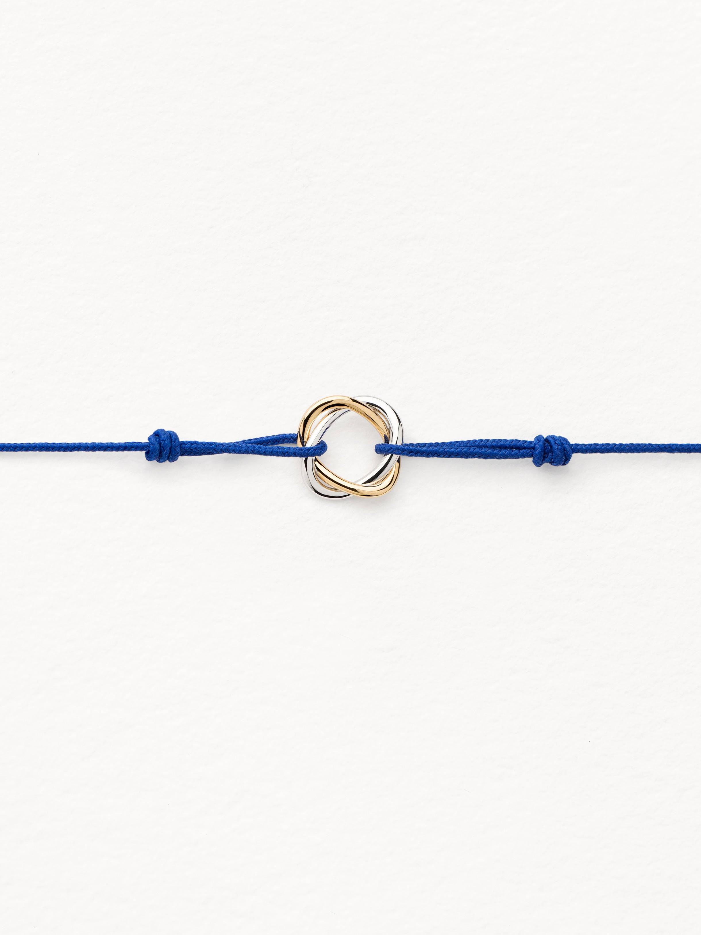 Comment (re)faire un nœud de bracelet coulissant ? - YouTube